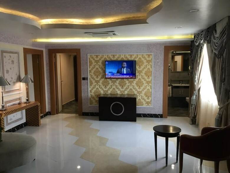 Best Premier Hotel