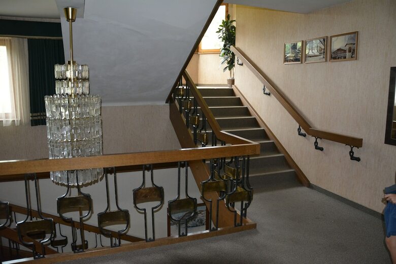 Four Seasons Apartment