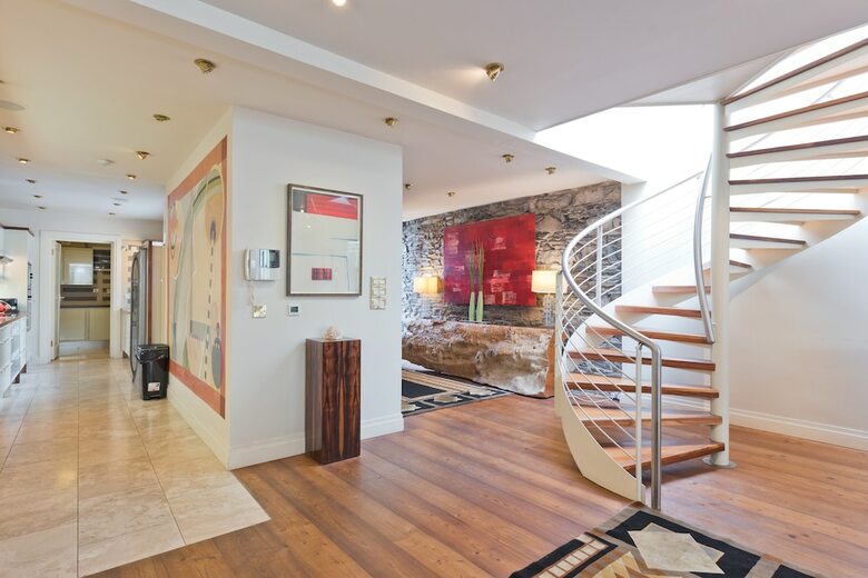 Apartamentos The Brendan Gleeson Suite - Hiphipstay