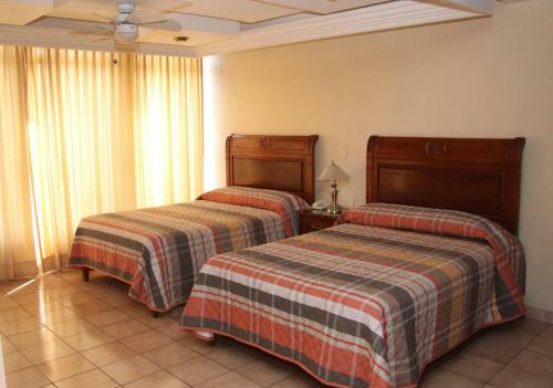 Hotel Plaza Tarasca