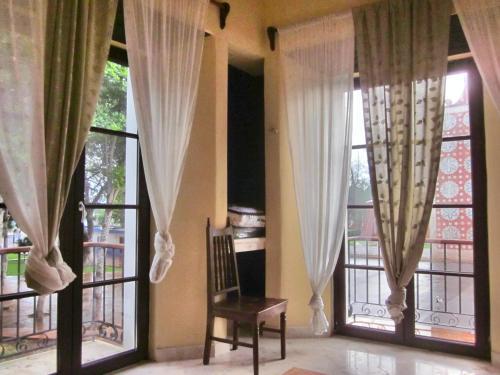 Hostal Casa De Los Pianos