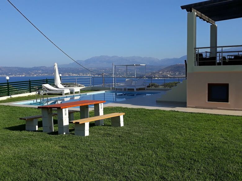 Villa Roula 3br Sea View Viila In Chania