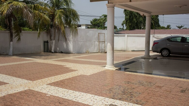 Gulf Suites Hotel
