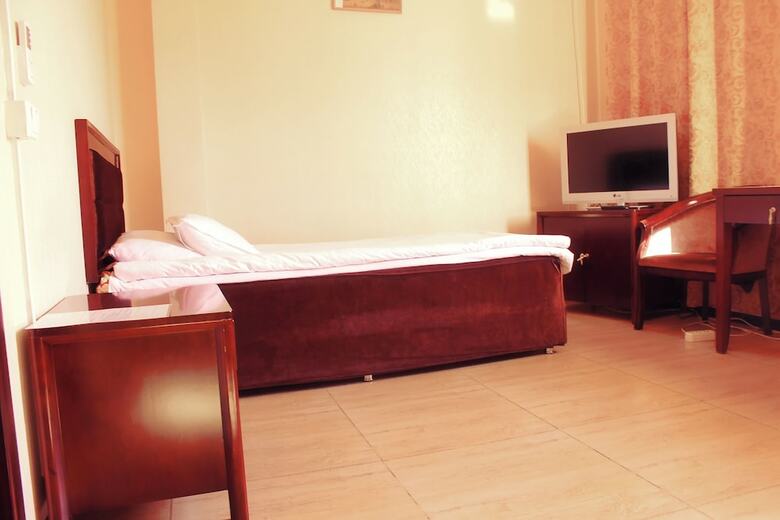 Star Hotel