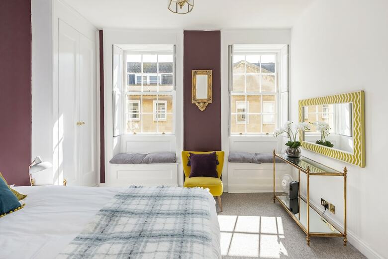 Duke Street City Center Apartment