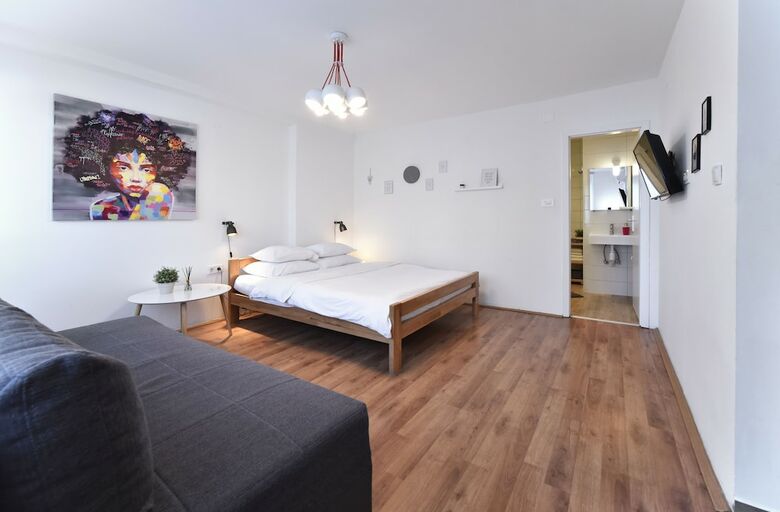 Vla Vla Apartments