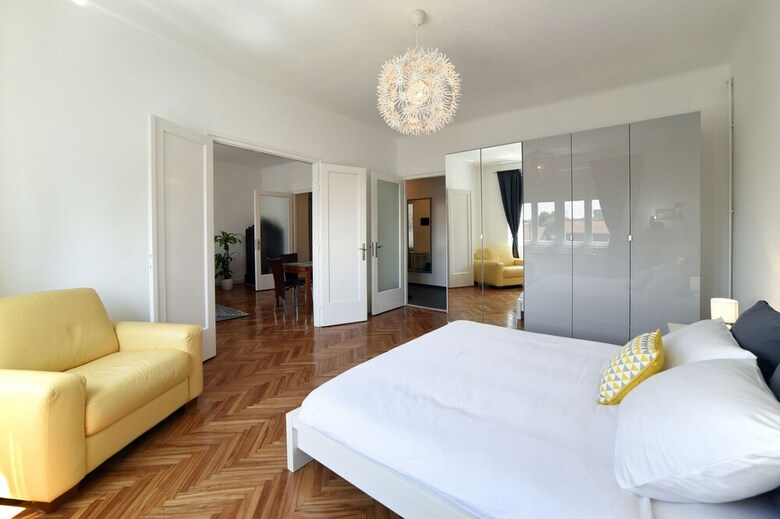 Sunny Apartment