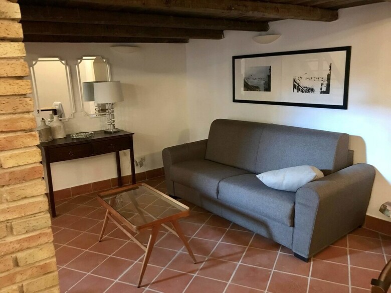 Apollo Studio Apartment