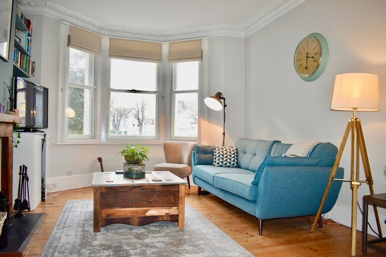 4 Bedroom Townhouse Near The Beach