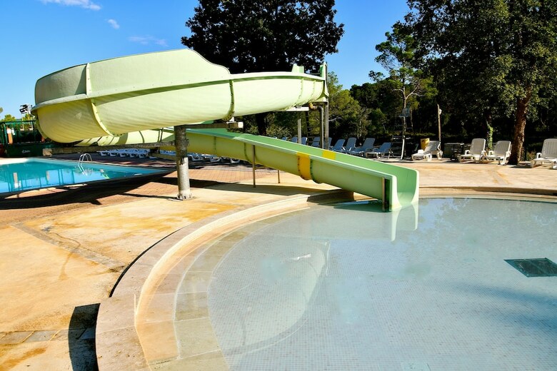 Camping Les Cadeni�res