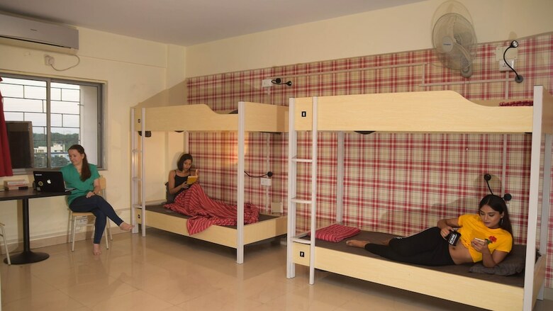 Hostal Offbeat Ccu Bunkers