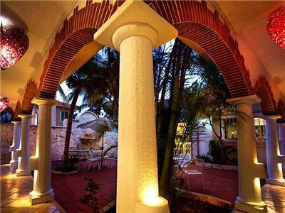 Lm Hotel
