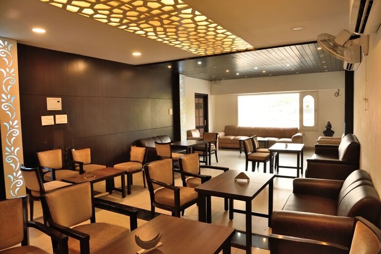 Jk Rooms 129 Hotel Rc Regency