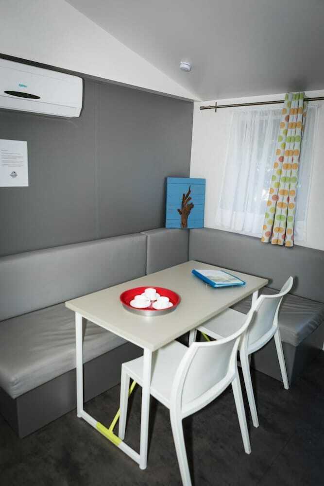 Camping Les Acacias