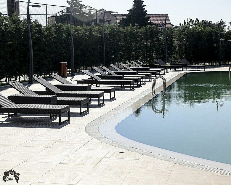 Shani Hotel & Villas