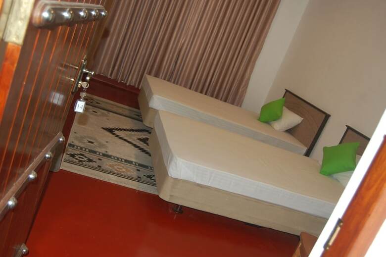 Hotel Siloonaa Garden Villa
