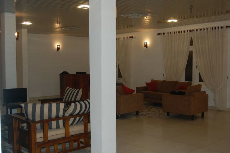 Hotel Siloonaa Garden Villa