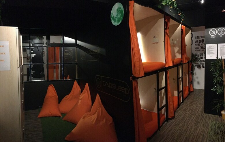 Hostal Excellent7 Capsleep
