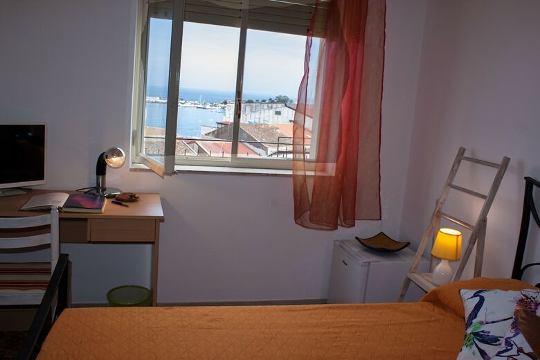 B&B Lighea