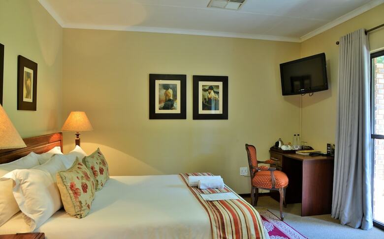 Hotel Stirling Manor Boutique Guest House