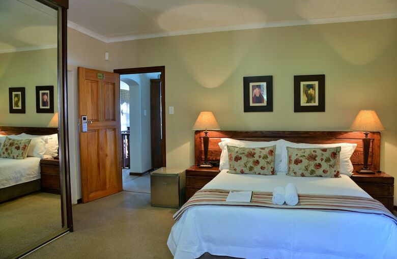 Hotel Stirling Manor Boutique Guest House