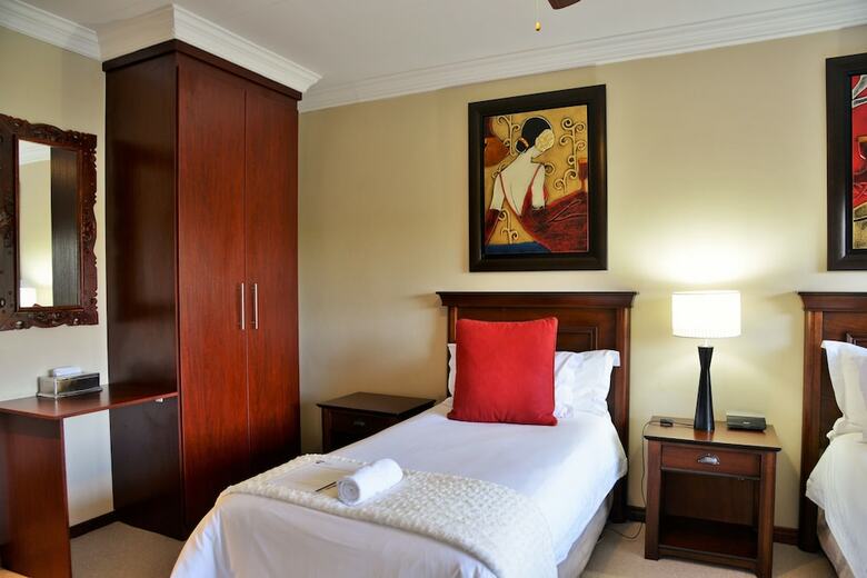 Hotel Stirling Manor Boutique Guest House