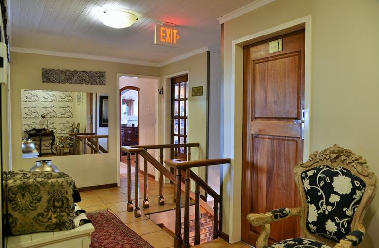 Hotel Stirling Manor Boutique Guest House