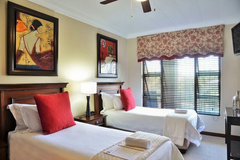 Hotel Stirling Manor Boutique Guest House