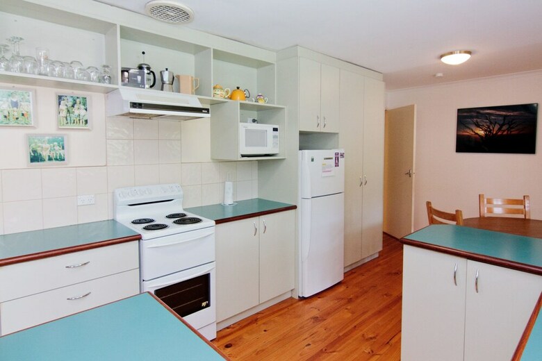 36 Bakers Gully Rd, Bright