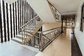 Hotel Oyo 443 Maria Cristina Arcade Suites