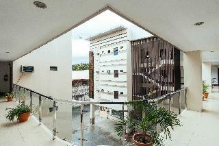 Hotel Oyo 443 Maria Cristina Arcade Suites