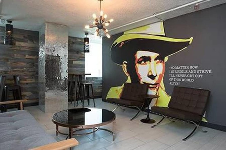 Apartamentos Ut Social Retreat + Pool + Gym