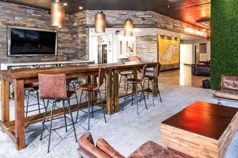 Apartamentos Ut Social Retreat + Pool + Gym
