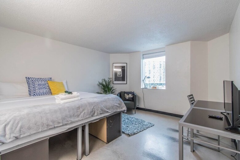 Apartamentos Ut Social Retreat + Pool + Gym
