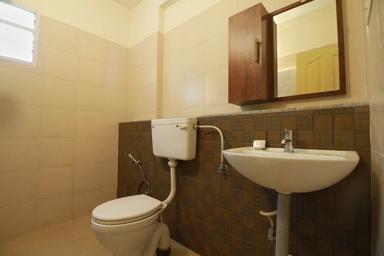 Hotel Oyo 22276 Sujitha Service Apartments