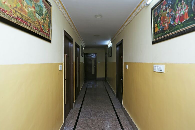 Oyo 16782 Shree Ganesh Hotel & Restaurant