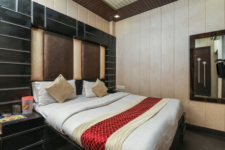 Oyo 6801 Hotel Shri Sai International