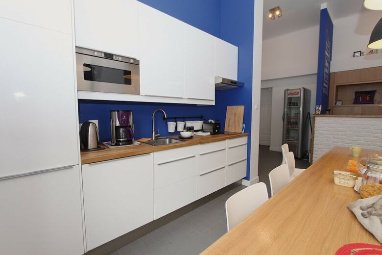 Hostal Hostel Chmielna 5 Rooms & Apartments