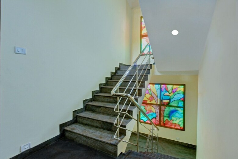 Hotel Oyo 27753 Kasa Luxury Inn
