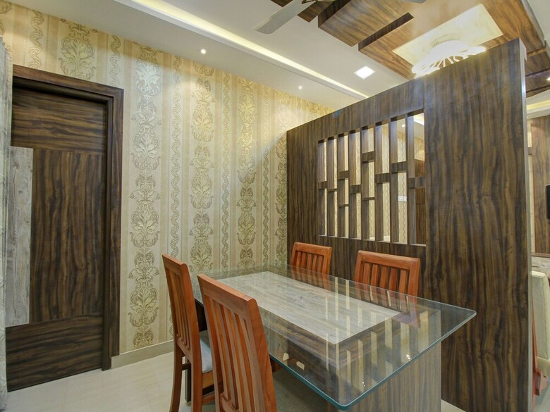 Hotel Oyo 15442 Mahalakshmi Suites