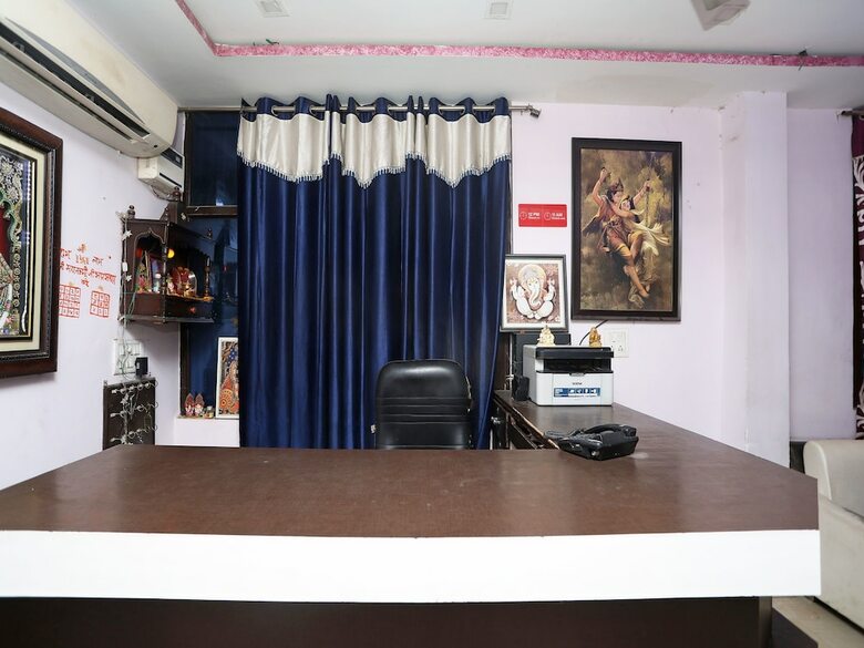 Hotel Oyo 14983 Gwala Guest House
