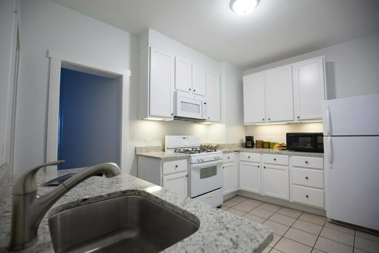 Apartamentos Simple In Palmer Square - Walk To Park And Train