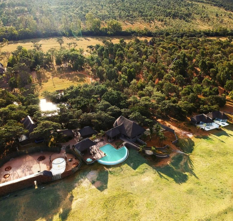 Posada African Explorer Private Game Lodge
