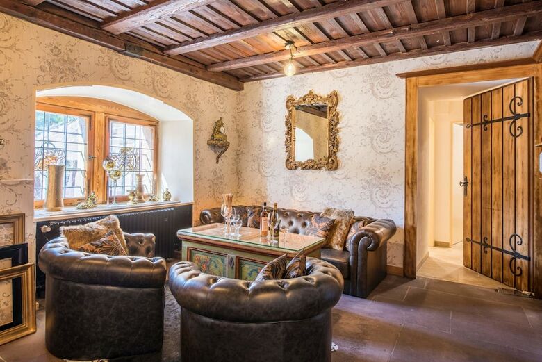 Herrenhaus Im Hofgut B�renschl�ssle
