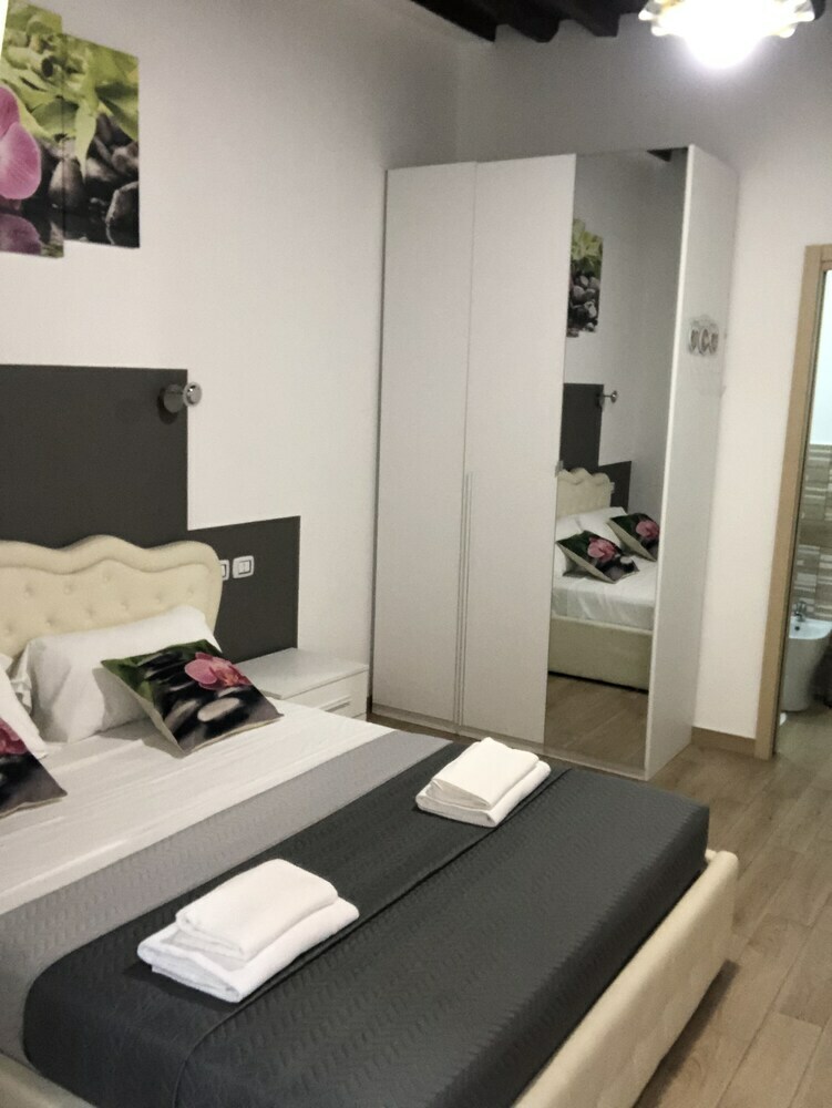 Hotel Marla Rooms