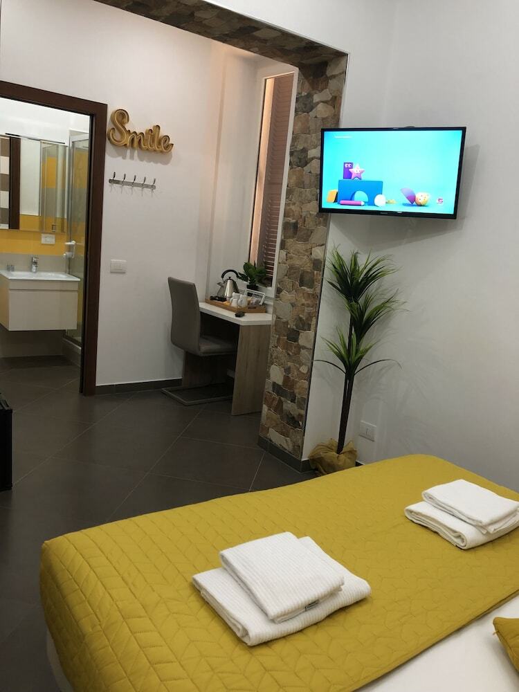 Hotel Ari Guest House