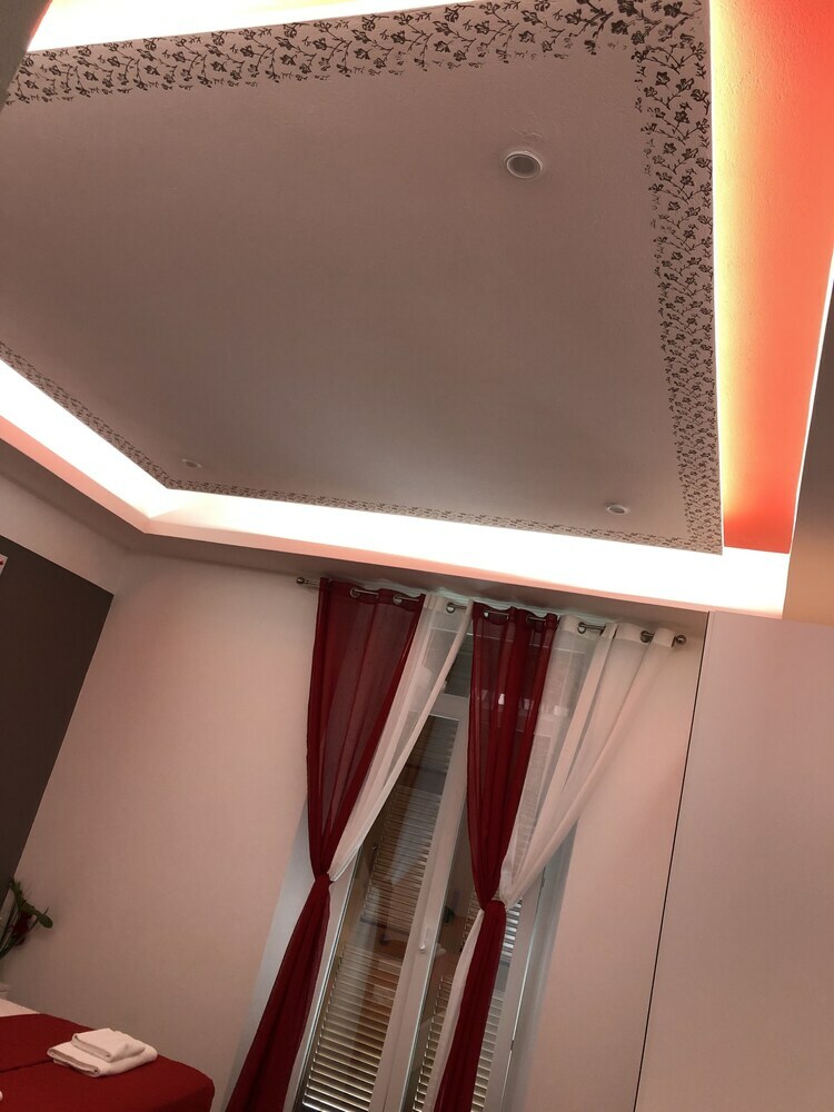 Hotel Ari Guest House