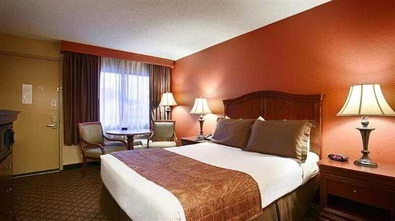 Hotel Best Western Plus Landing View Inn & Suites