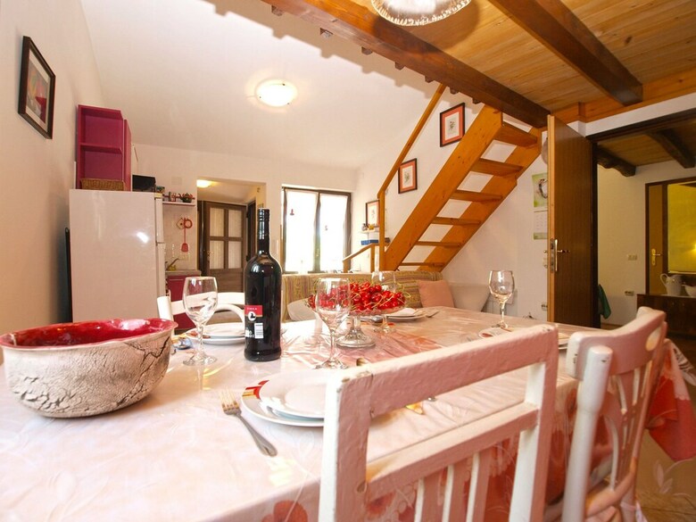 Apartment 64