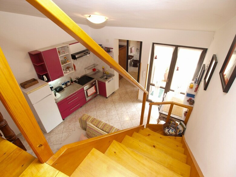 Apartment 64